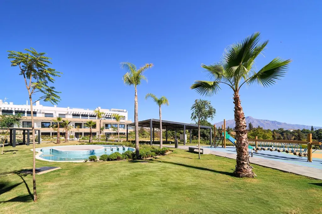 Giardino - Modern Apartment with Sea Views in Estepona
