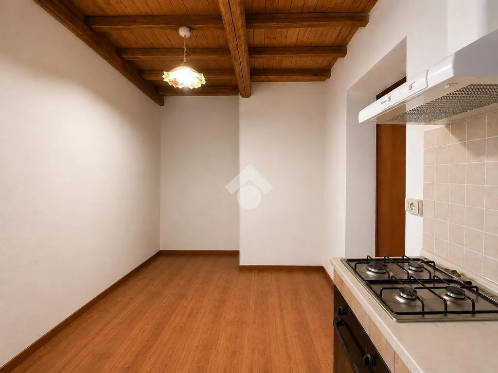 Cucina - Historic Apartments with Piazza View in Bagnaia