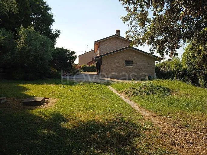 Jardin - Spacious Villa with Private Garden in Ferrara