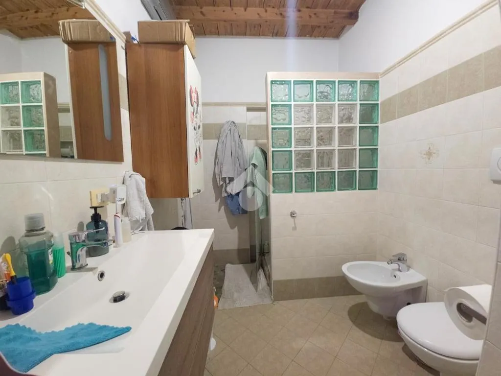 Vannitoad - Spacious Independent House in Goito