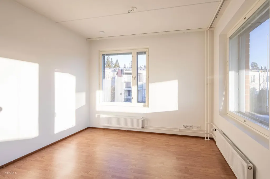 Pièces - Bright Apartment with Balcony in Rekola, Vantaa