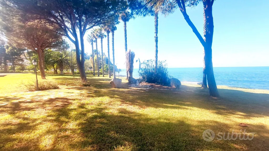 Aed - Villa with Panoramic Balcony in Baia di Arcile