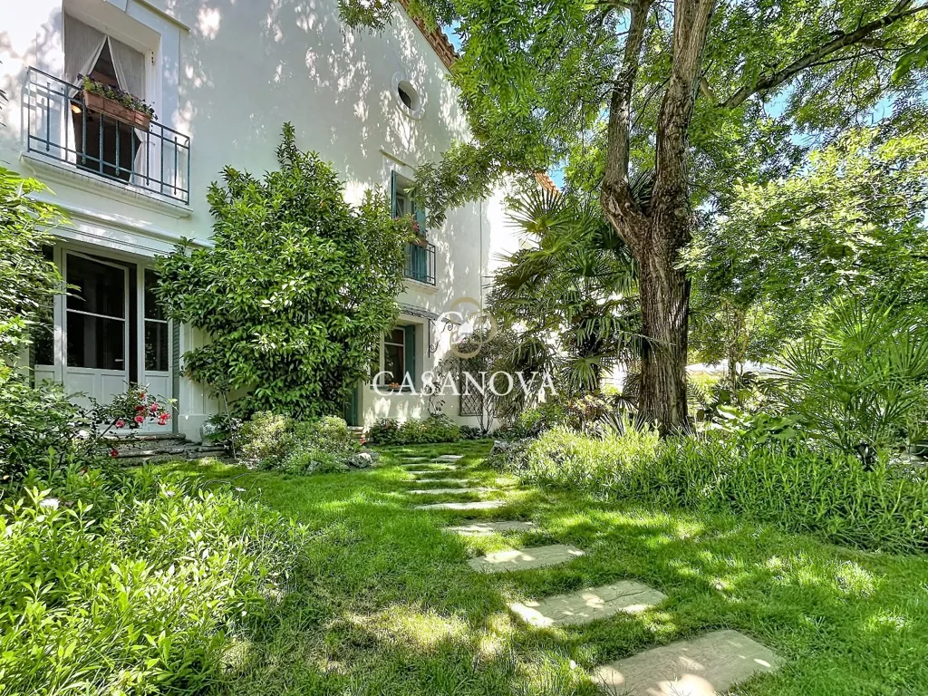15-toaline maja asukohas Pézenas
