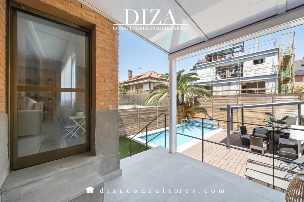 Bassein - Villa with Pool and Gym in Madrid