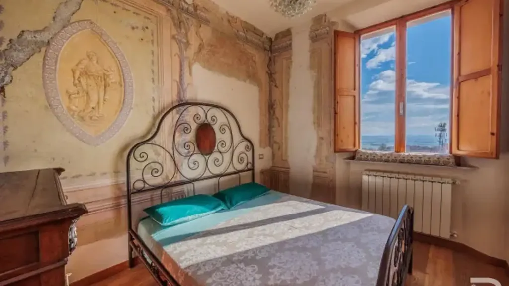 Chambres - Attico with Terrace in Sinalunga