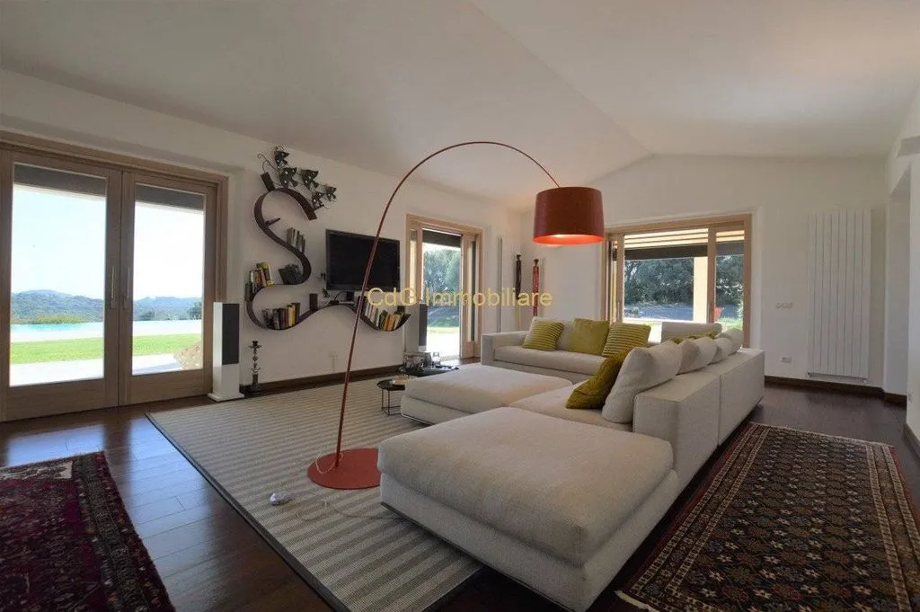 Elutuba - Contemporary Villa with Pool in Telti, Sardinia