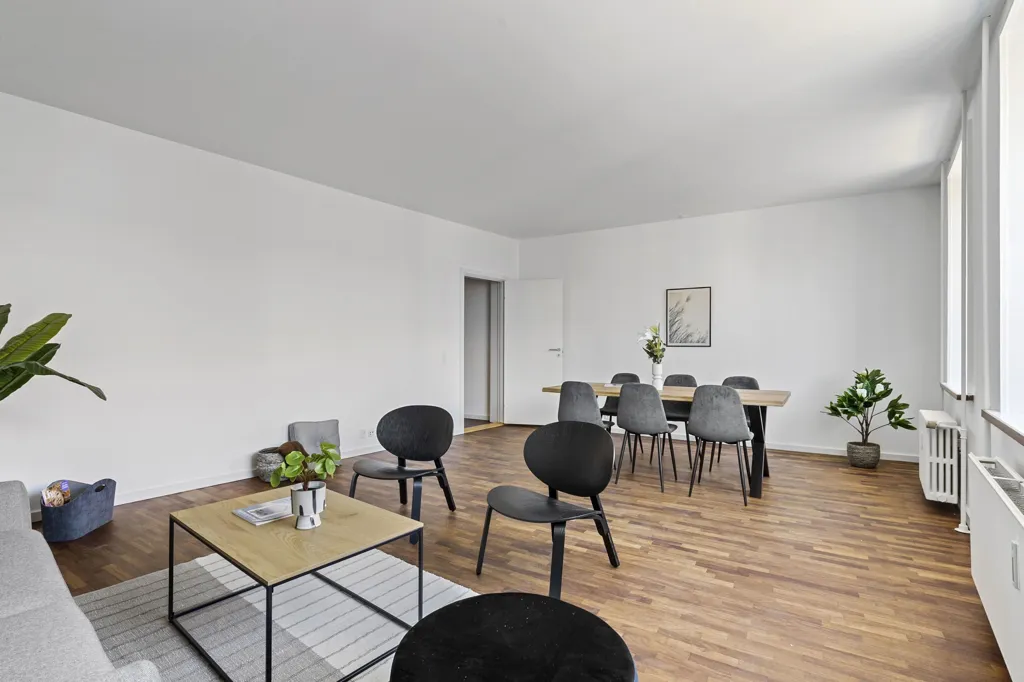 Séjour - Renovated Flat with Central Location in Odense C