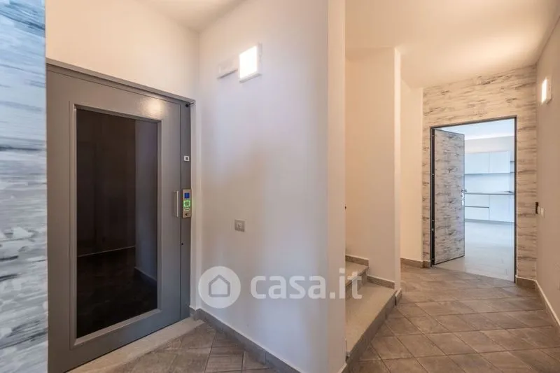 Esik - Modern Villa with Lake View in Pollino