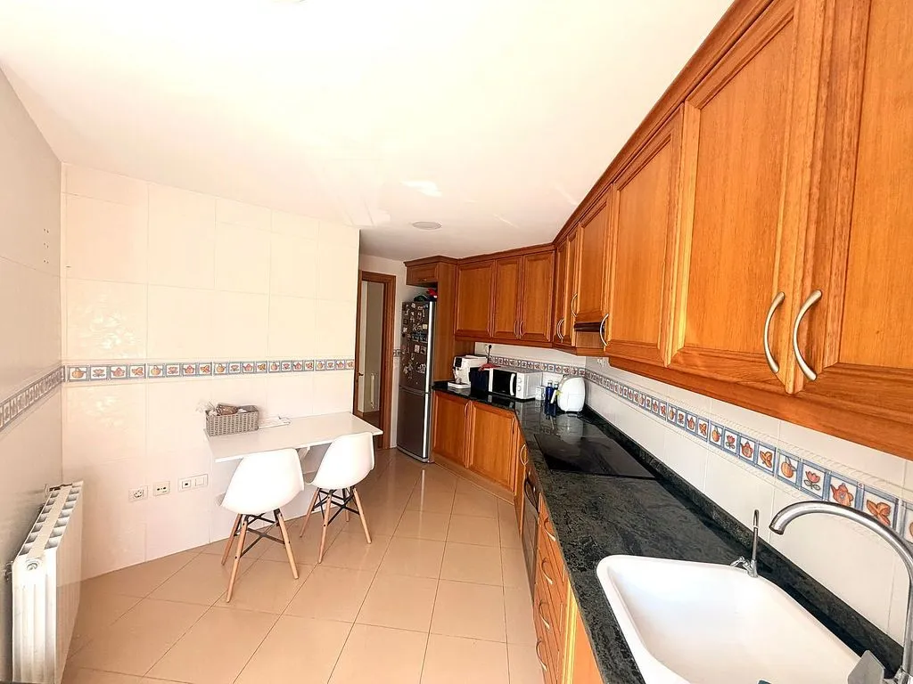 Cuisine - Apartment with Balcony in Llombai Area