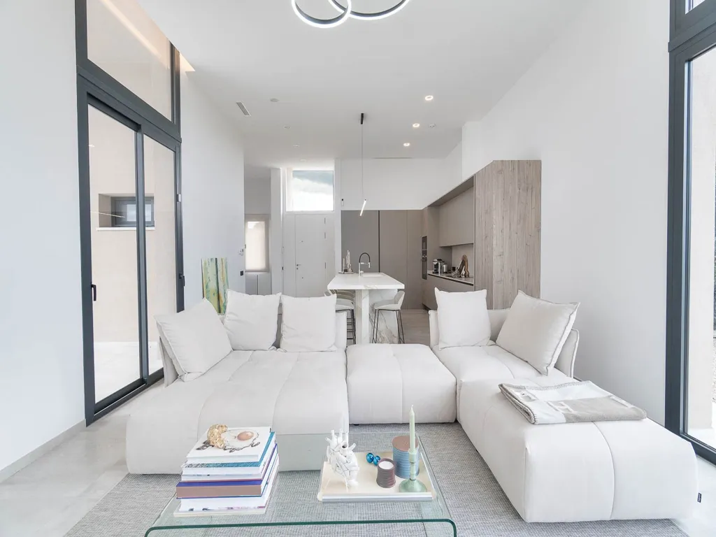 Elutuba - Dual Villa with Pool in Torremirona Golf