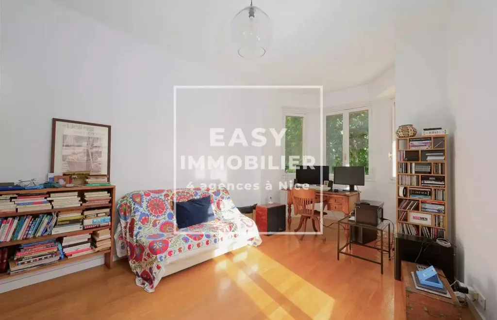 Bedrooms - Luxury Flat with Triple Exposure in Nice City Centre