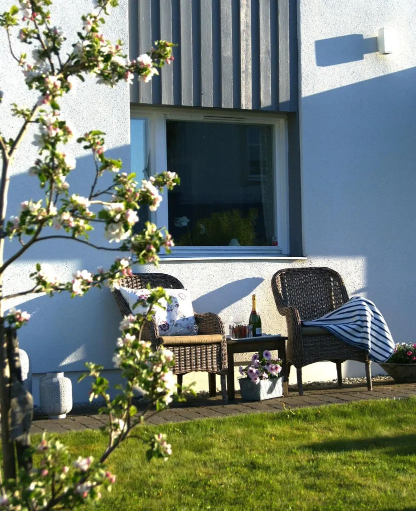 Aed - Villa with Sea View in Österskär