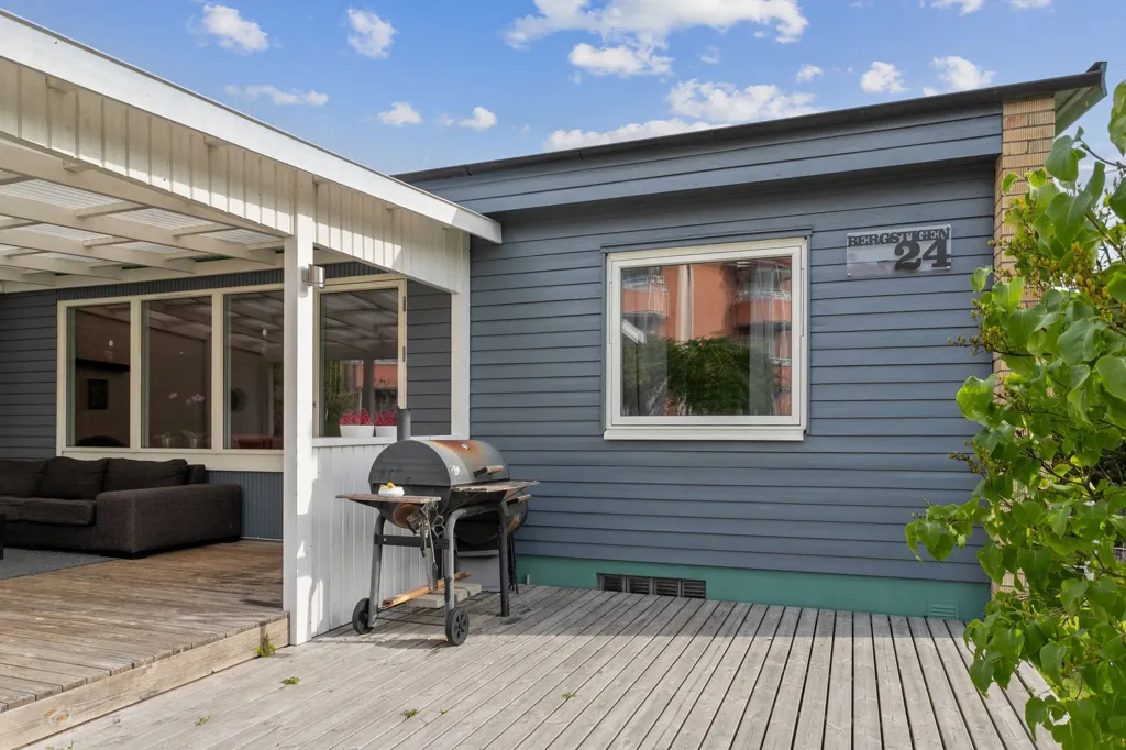 Terrass - Terraced House with Garden in Kisa