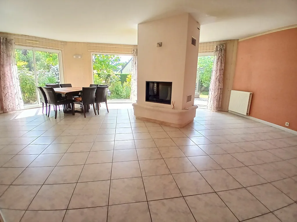 Soggiorno - Spacious House with Beautiful Garden in Pacé