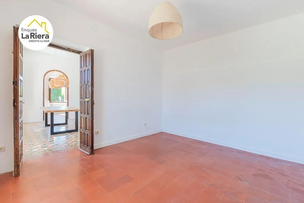 Pièces - Detached House with Garden in Arenys de Munt