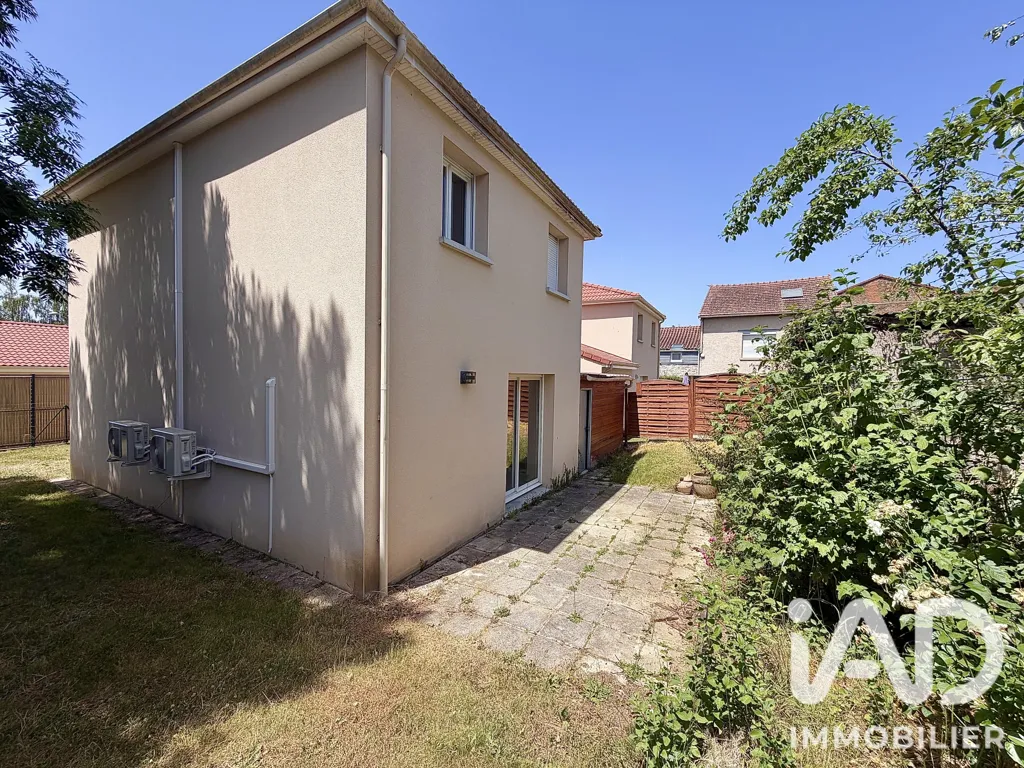 Jardin - Maison Moderne avec Terrasse à Limoges