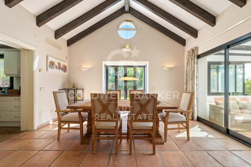 Söögituba - Contemporary Mediterranean Villa with Panoramic Views in Benahavís