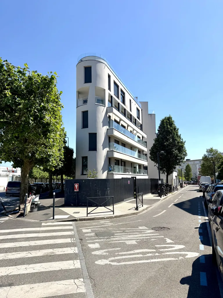 Extérieur - Appartement avec Balcon et Parking à Romainville