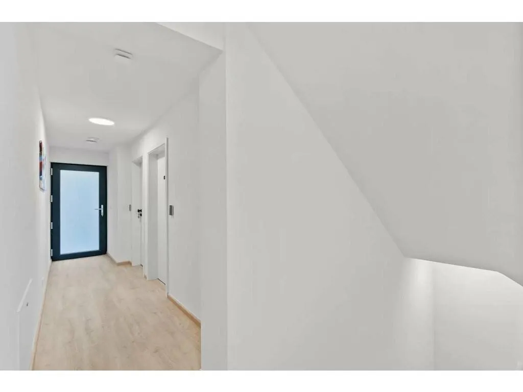 Esik - Studio with Terrace in Belair, Luxembourg