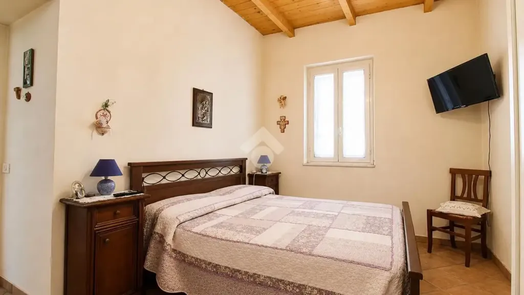 Chambres - Trilocale with Panoramic Terrace in Loreto