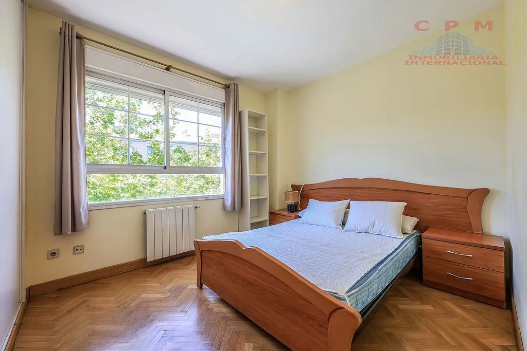 Magamistoad - Furnished Apartment with Pool in Adelfas