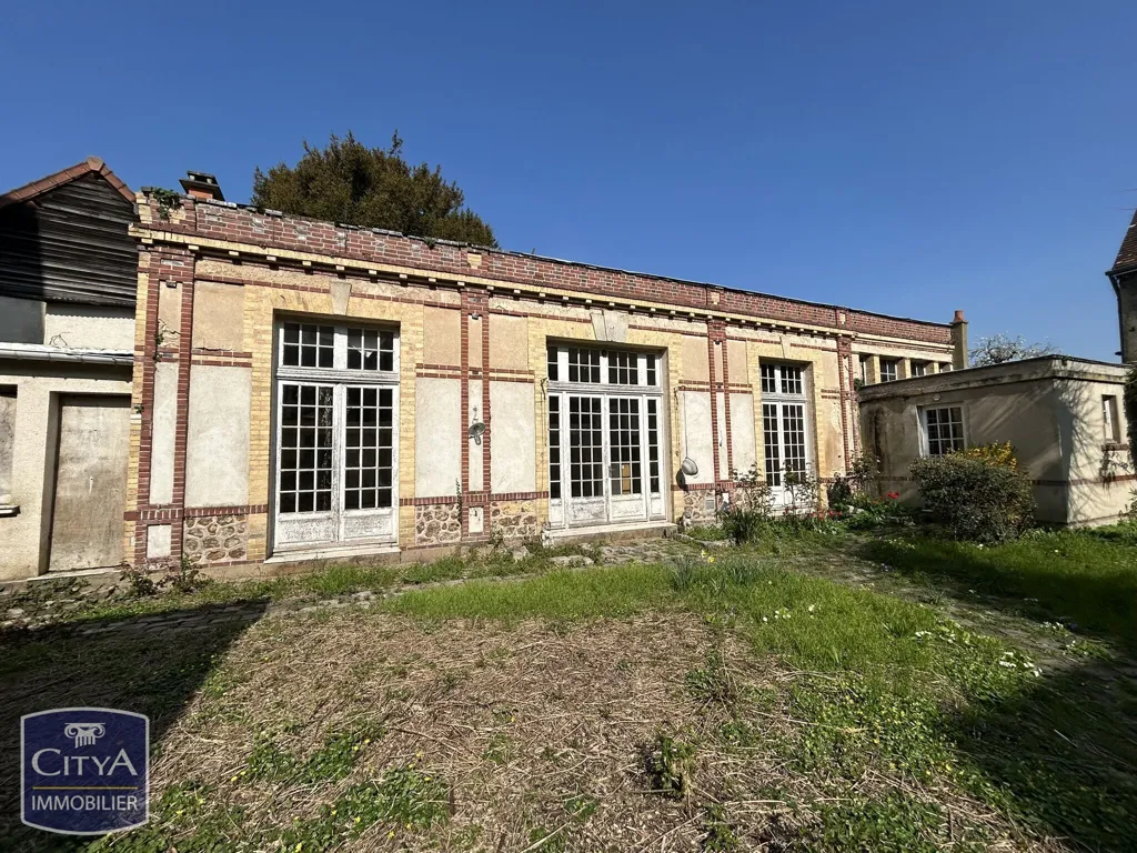 Exterior - Renovated House with Garden in Chartres Centre