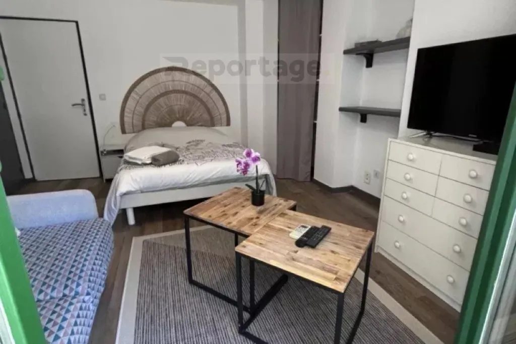 Chambres - Studio avec Jardin à Antibes