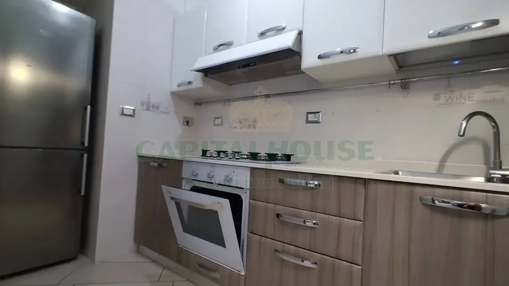 Köök - Armed Two-Bedroom Flat with Balcony in Capua