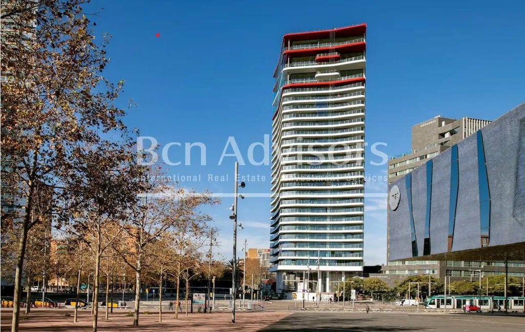 Luxury Flat with Sea View in Poblenou
