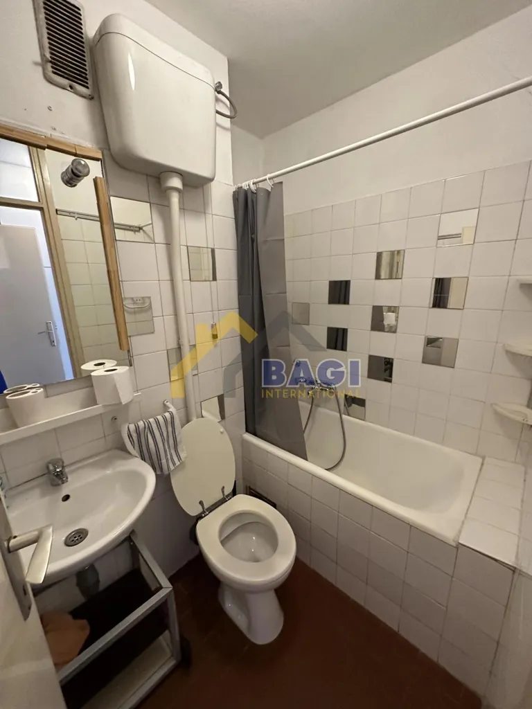 Bagni - Apartment with Central Heating in Travno, Zagreb
