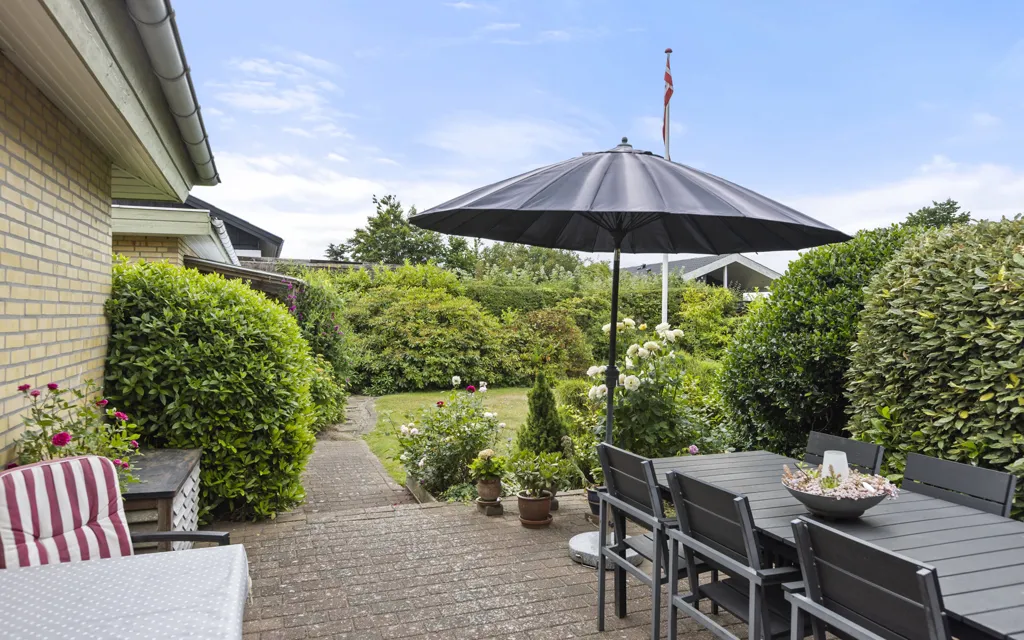 Terrasse - Family Villa with Garden in Kalundborg