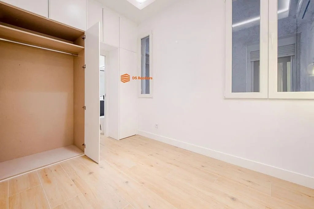 Toad - Modern Flat with A/C in Retiro District