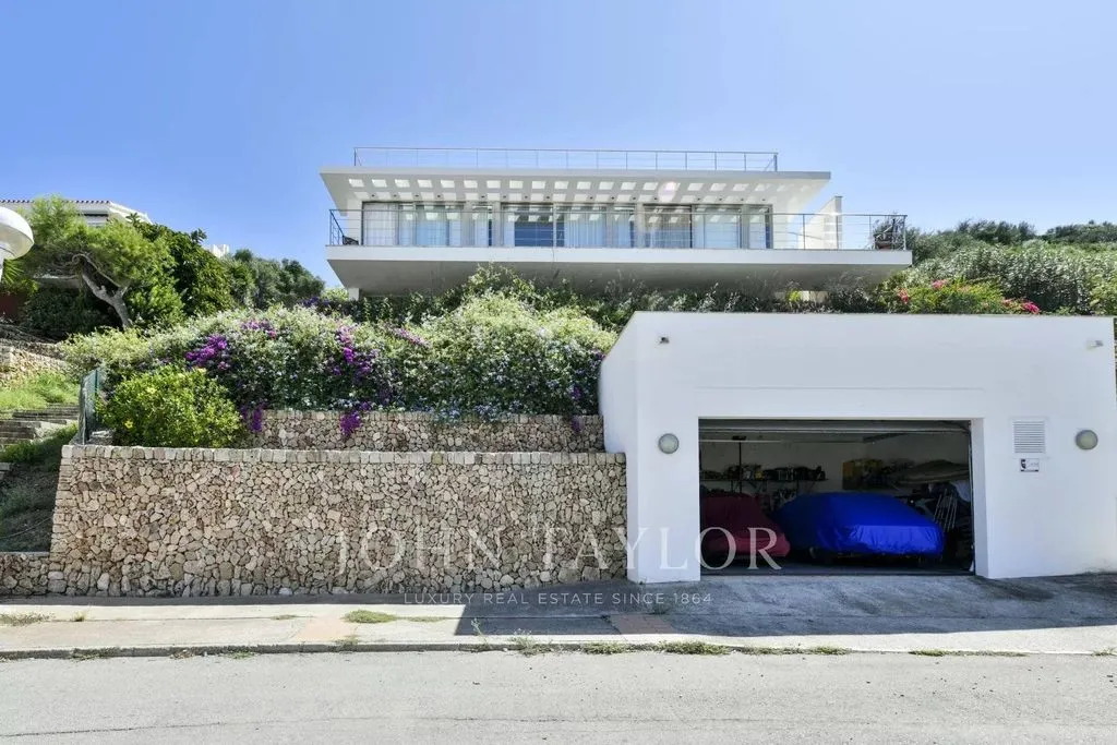 Välivaade - Luxury Villa with Private Moorings in Cala Llonga