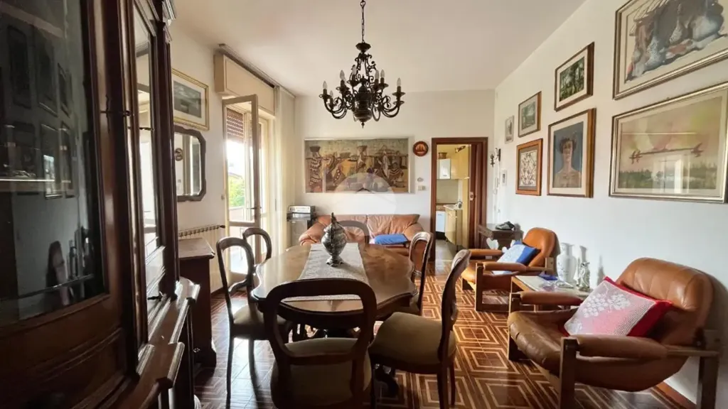 Salle à manger - Spacious 2-Bedroom Flat with Balcony in Erbusco