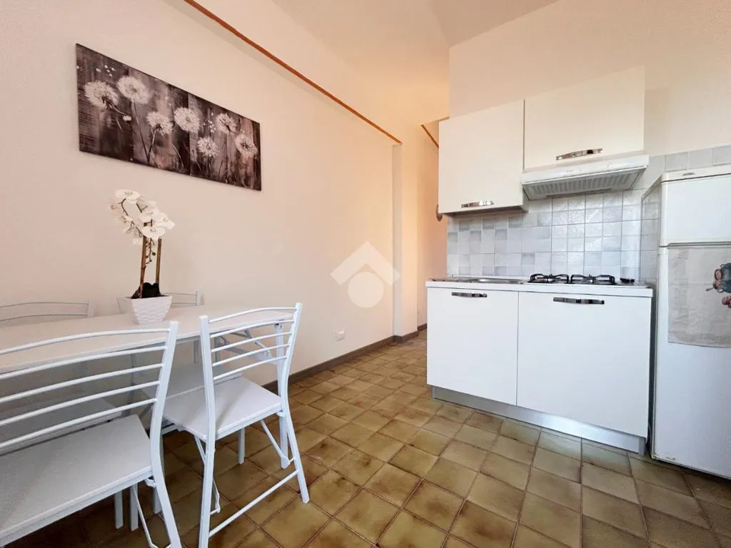 Köök - First Floor Apartment with Terrace in Scalea