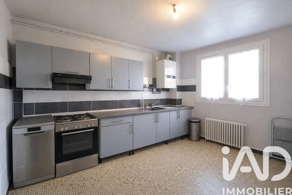 Köök - 1960s Apartment with Garden in Brive-la-Gaillarde