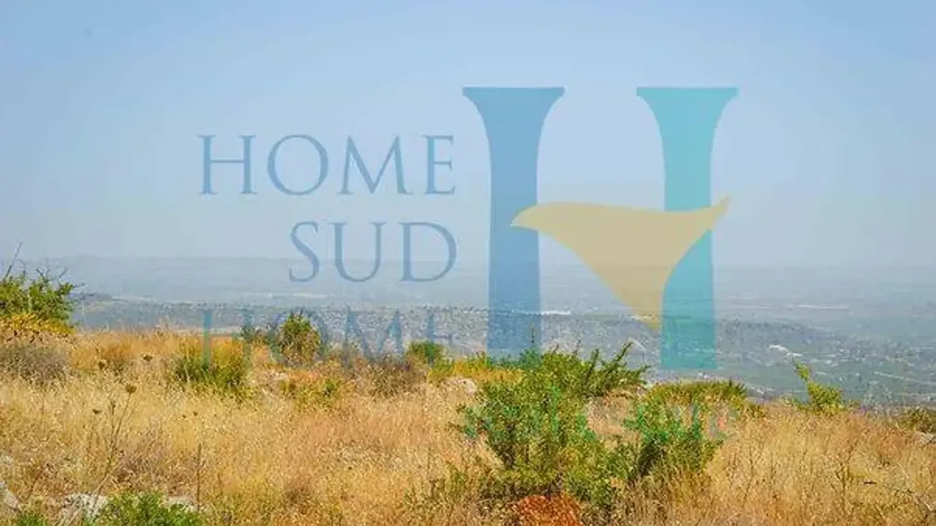 Aed - Buildable Land with Panoramic Potential in Noto