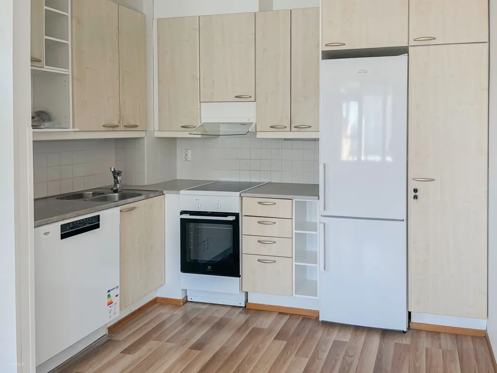 Cucina - Spacious 2-Bedroom Apartment with Sauna in Hatanpää