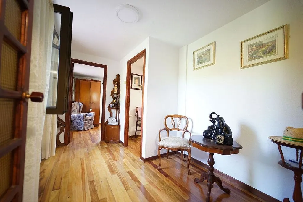 Esik - Terraced House with Garden in Ampuero