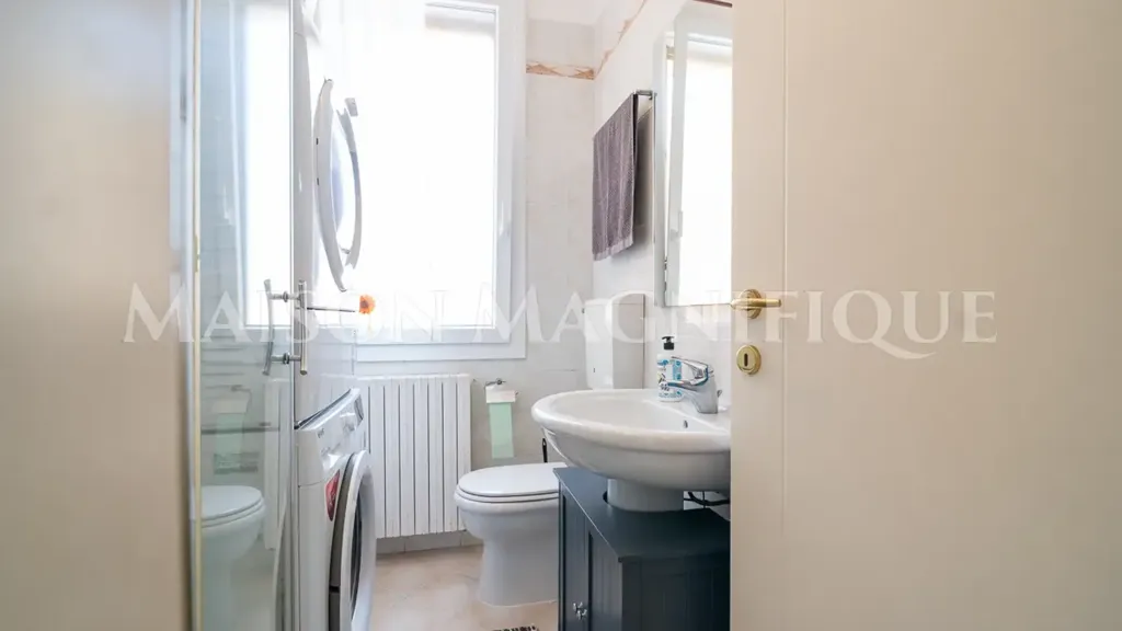 Vannitoad - Modernised Apartment with Monument View in Comacchio