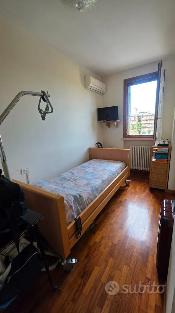Chambres - Spacious Two-Level Apartment in San Polo d'Enza