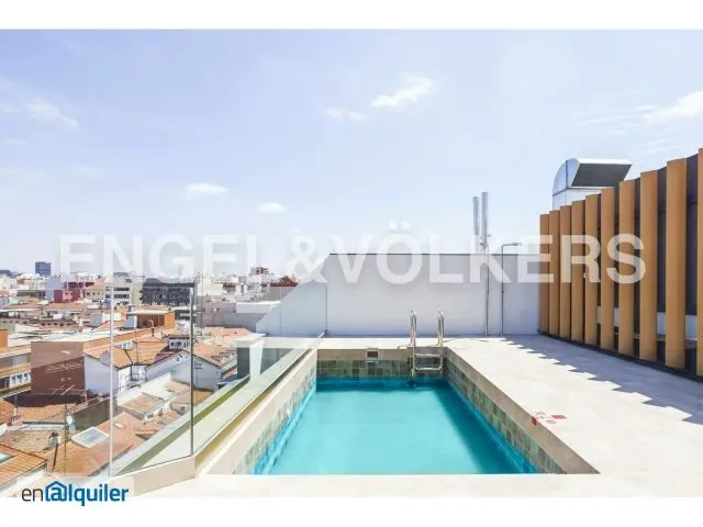 Bassein - Loft-Style Flat with Rooftop Pool in Chamberí