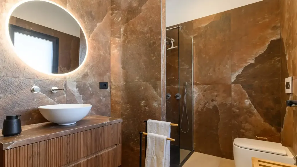 Bathrooms - New Villa with Pool in Sampieri, Scicli