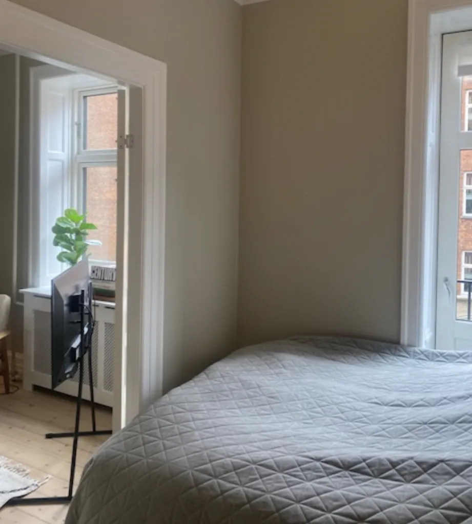 Bedrooms - Furnished Flat with Balcony in Østerbro