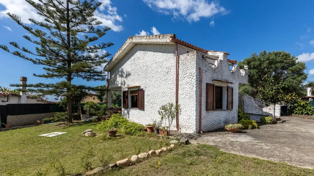 6-room house in IT