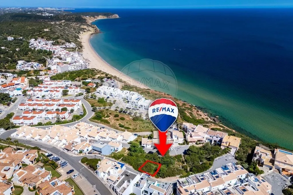 Vue aérienne - Building Plot with Sea Views in Salema