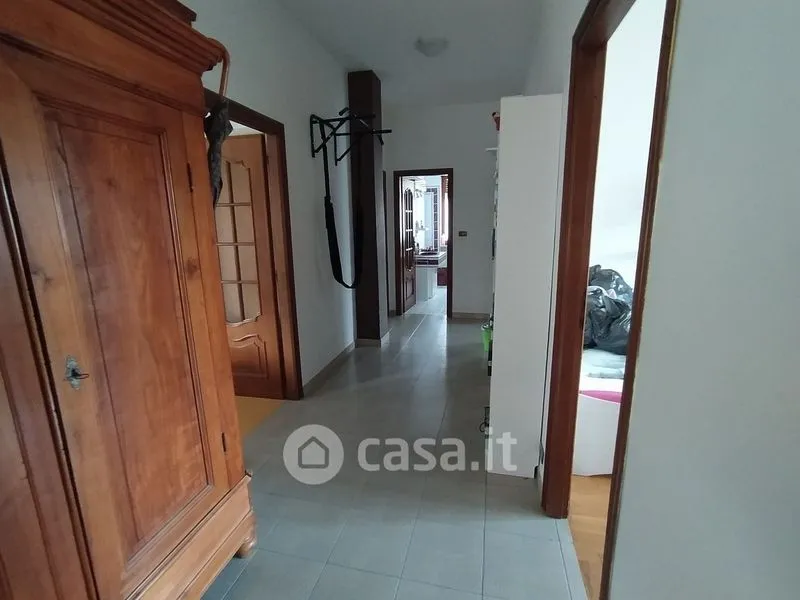 Entrée - Four-Room Apartment with Garden in Mathi