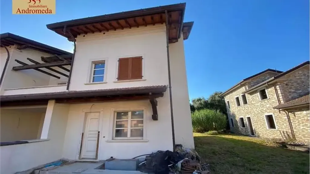 Exterior - Trifamily Villa with Garden in Querceta