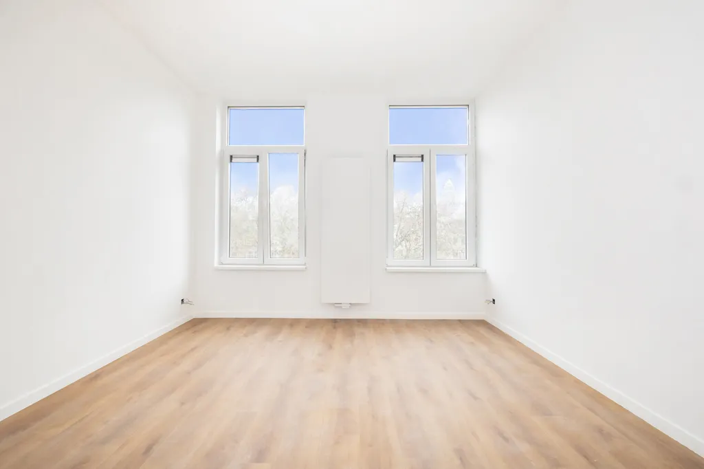 Toad - Renovated Flat with Balcony in Saint-Gilles