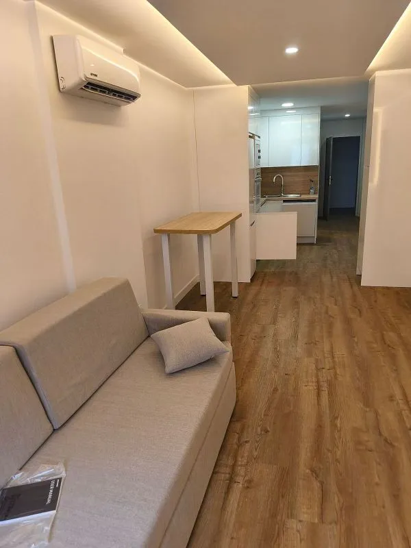 Séjour - 1-Bedroom Flat with Terrace in City Centre